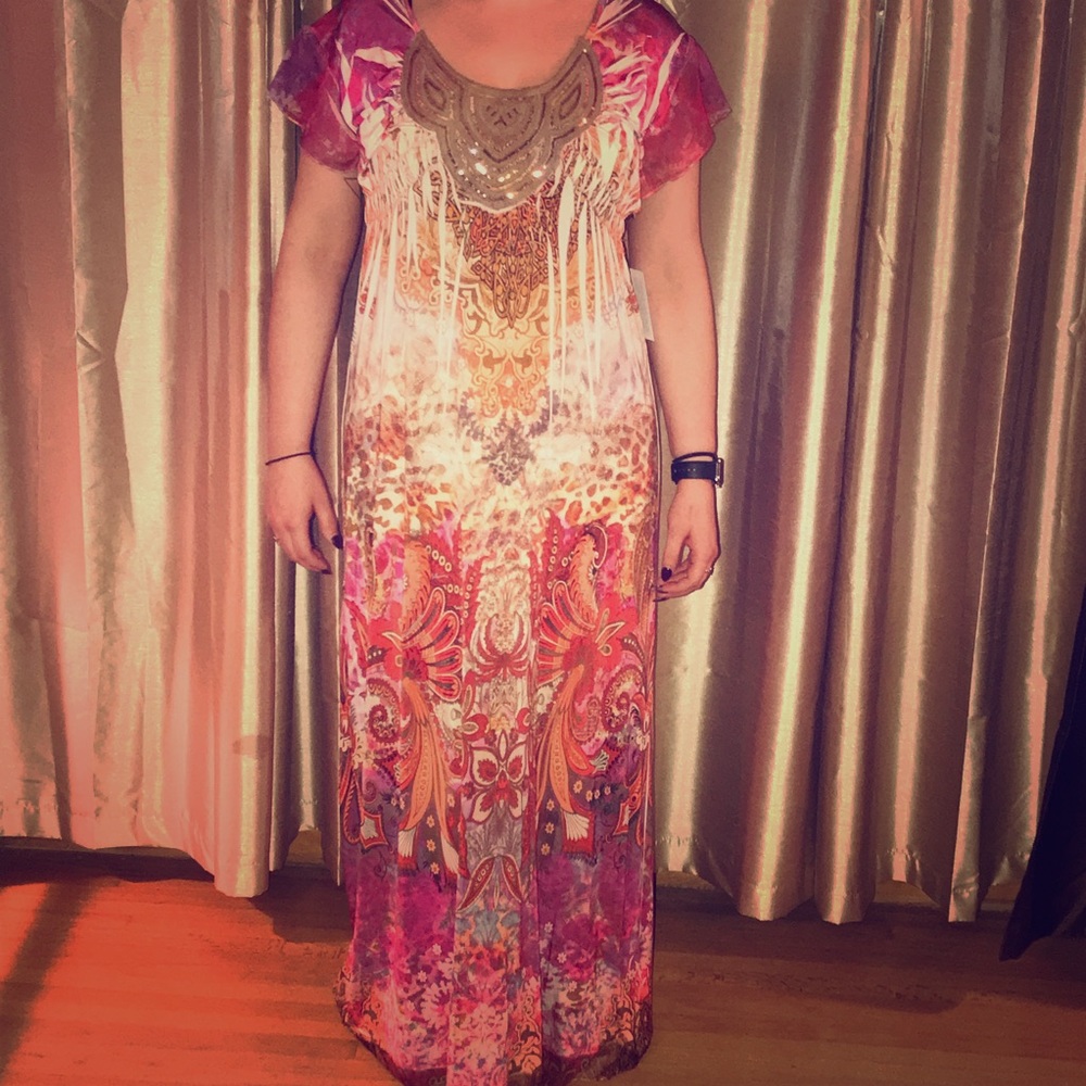 Pink 💖, orange 🍊, taupe & white ❕ maxi dress